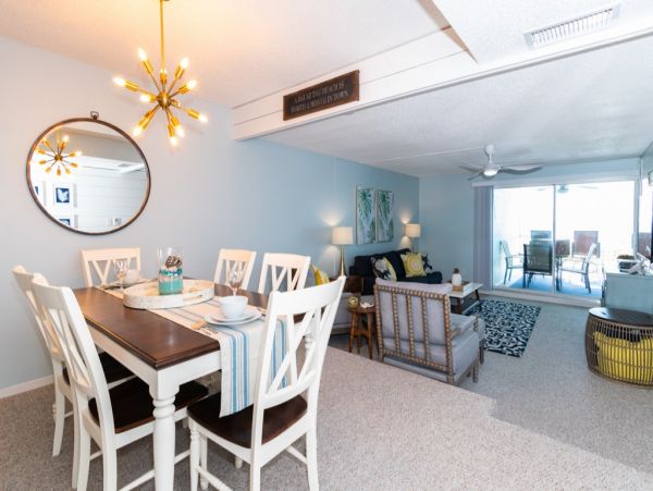 Anna Maria Rental on Beach - One Bedroom Condo Sleeps 4