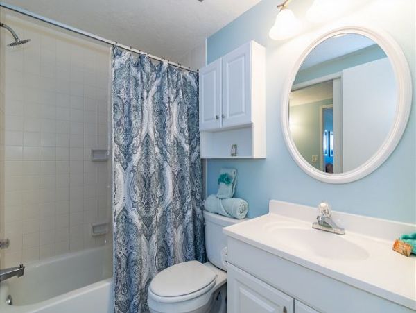 Anna Maria Rental on Beach - One Bedroom Condo Sleeps 4