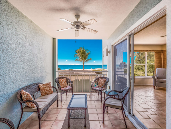 Holmes Beach 3 Bedroom Vacation Rental Condo Sleeps 6 Guests