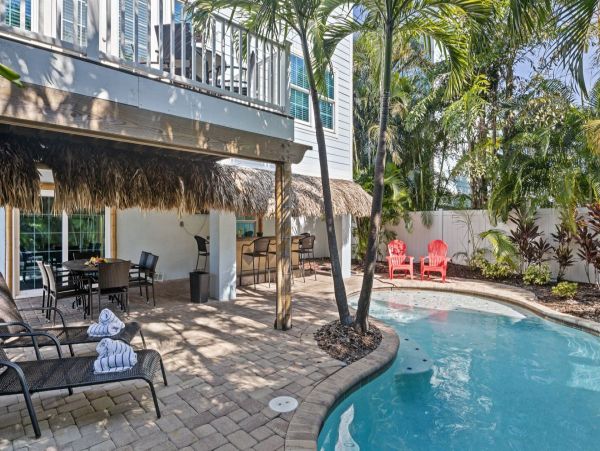 Luxury Holmes Beach Vacation Home with Private Pool Sleeps 8