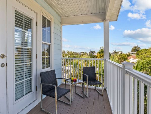 Luxury Holmes Beach Vacation Home with Private Pool Sleeps 8