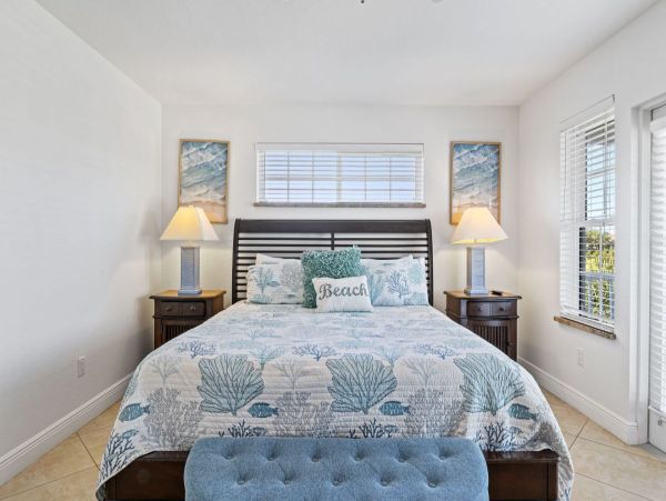 Luxury Holmes Beach Vacation Home with Private Pool Sleeps 8
