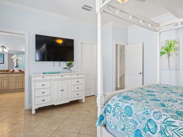 Luxury Holmes Beach Vacation Home with Private Pool Sleeps 8