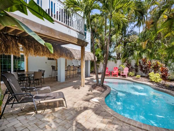 Luxury Holmes Beach Vacation Home with Private Pool Sleeps 8