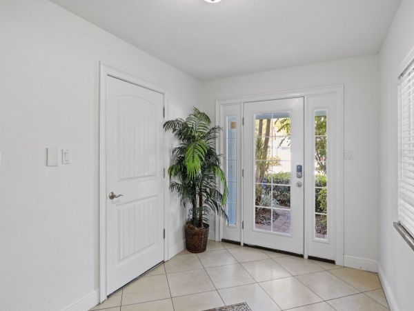 Luxury Holmes Beach Vacation Home with Private Pool Sleeps 8