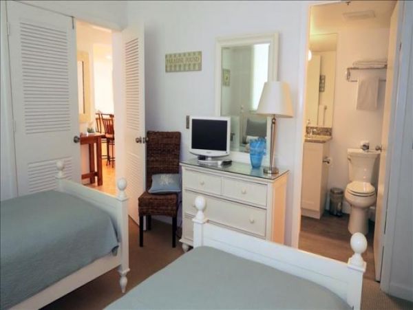 Two Bedroom/Two Bathroom Condo with Great Resort Amenities