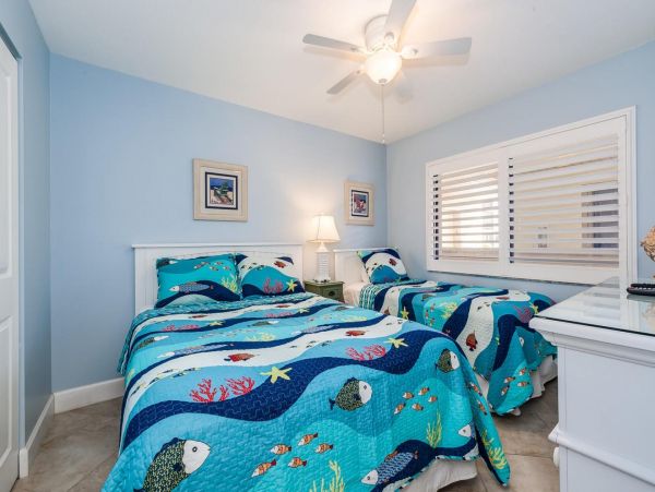 Siesta Key Updated 2 Bedroom Beach Condo Sleeps 6 Gulf View