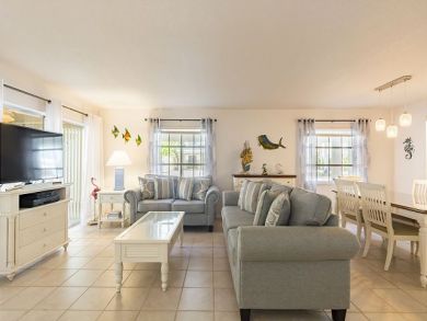 Gulf Side Two Bedroom Vacation Condo in Siesta Key Sleeps 6 Gulf Side Two Bedroom Vacation Condo in Siesta Key Sleeps 6
