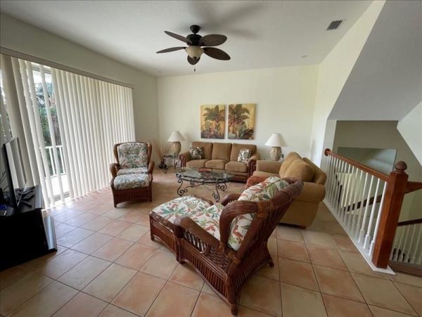 Holmes Beach 3 Bedroom Vacation Rental with Private Pool