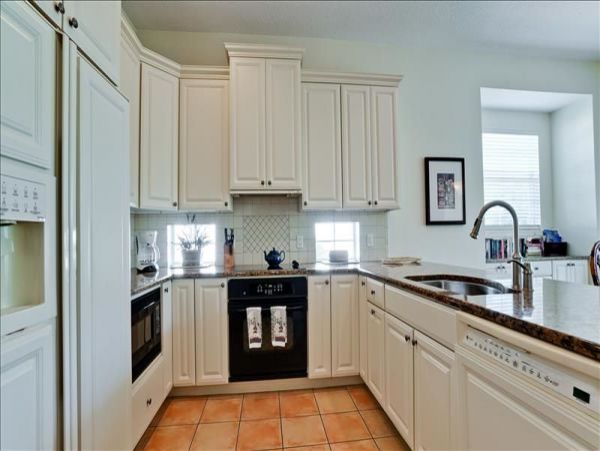 Holmes Beach 3 Bedroom Vacation Rental with Private Pool