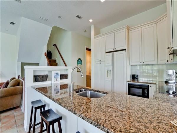 Holmes Beach 3 Bedroom Vacation Rental with Private Pool