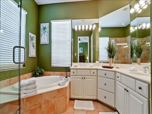 Holmes Beach 3 Bedroom Vacation Rental with Private Pool