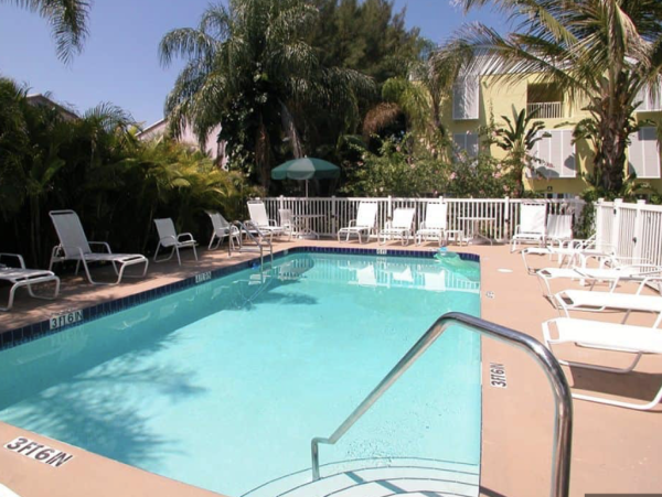 Longboat Key Beach Front Studio Vacation Rental Sleeps 4