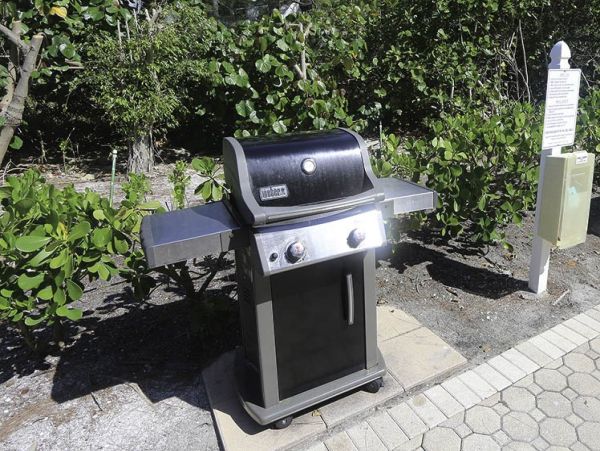 Gulfside Getaway with Beach Access in Longboat Key