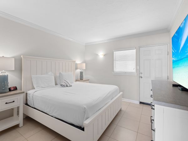On Beach Longboat Key Vacation Condo One Bedroom