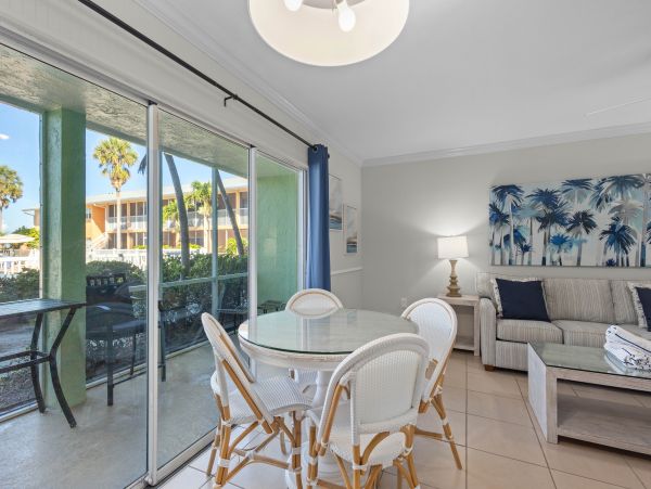 On Beach Longboat Key Vacation Condo One Bedroom