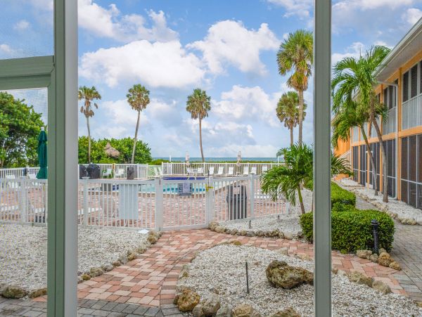 Beachside Longboat Key Rental