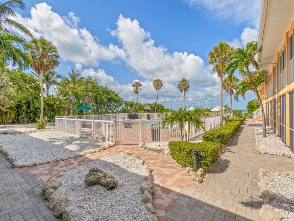 Longboat Key Beachfront Vacation Rental - 2-Bedroom Gulf Front Luxury Condo