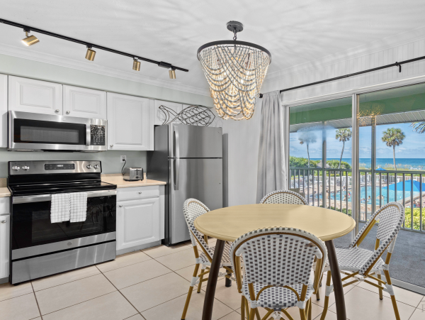 Beachfront Longboat Key Vacation Rental One Bedroom
