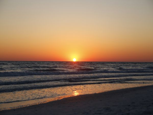 Longboat Key 2 Bedroom Beach Front Vacation Rental Sleeps 6