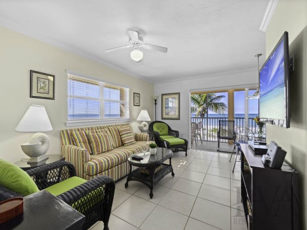 Longboat Key 2 Bedroom Beach Front Vacation Rental Sleeps 6