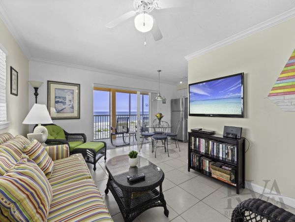 Longboat Key 2 Bedroom Beach Front Vacation Rental Sleeps 6