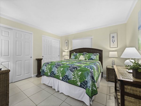 Longboat Key 2 Bedroom Beach Front Vacation Rental Sleeps 6