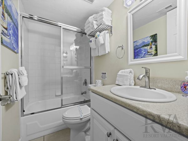 Longboat Key 2 Bedroom Beach Front Vacation Rental Sleeps 6