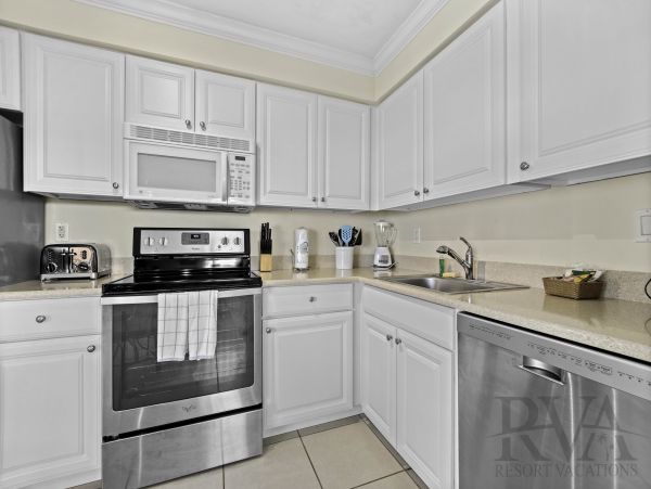 Longboat Key 2 Bedroom Beach Front Vacation Rental Sleeps 6