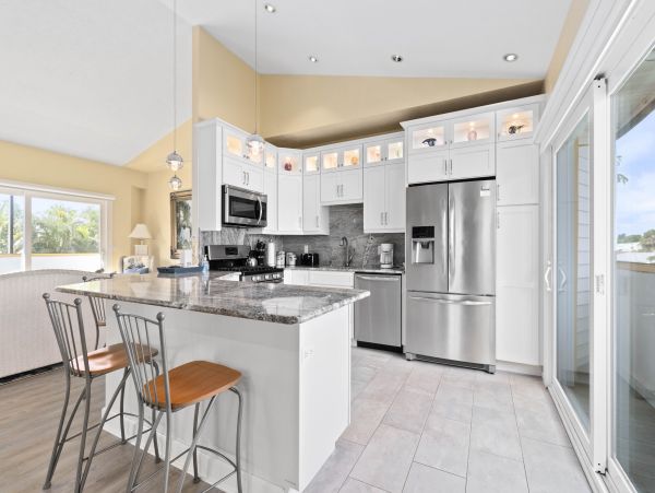 3 Bedroom Longboat Key Vacation Home with Pool
