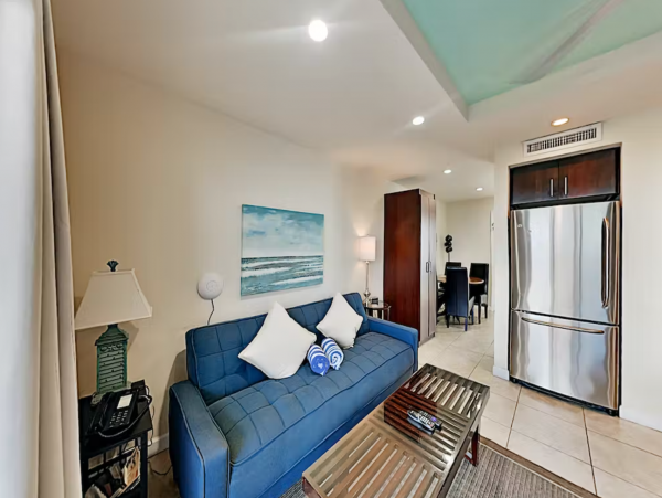 Studio Private Patio On Beach with Views in Longboat Key