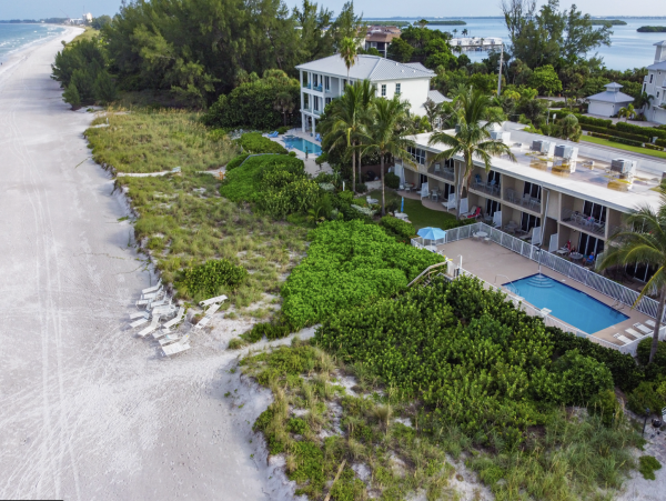 Longboat Key 2 Bedroom Beach Condo Sleeps 6 Communal Pool