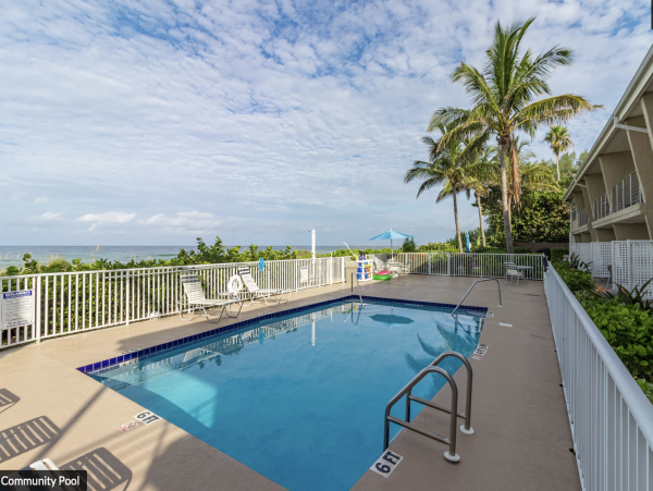 Longboat Key 2 Bedroom Beach Condo Sleeps 6 Communal Pool