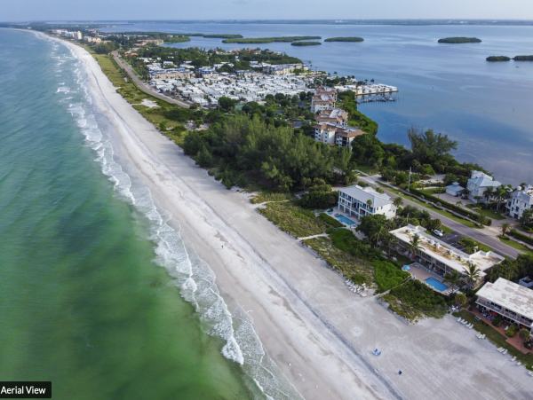Longboat Key 2 Bedroom Beach Condo Sleeps 6 Communal Pool
