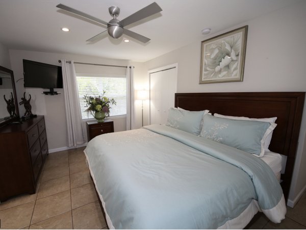 Longboat Key 2 Bedroom Beach Condo Sleeps 6 Communal Pool