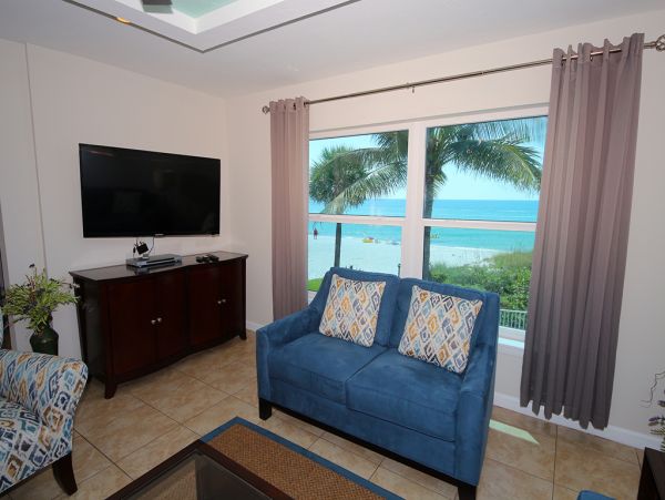 Longboat Key 2 Bedroom Beach Condo Sleeps 6 Communal Pool