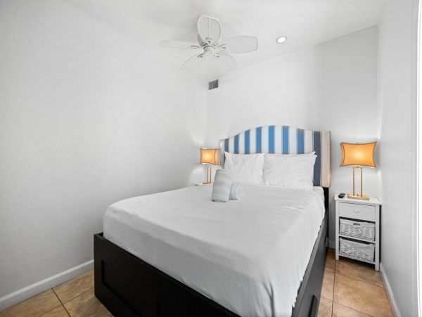 Modern Interior Beachfront One Bedroom Condo