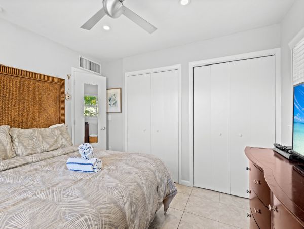 Longboat Key Florida Rental Beach Condo 1 Bedroom Sleeps 6