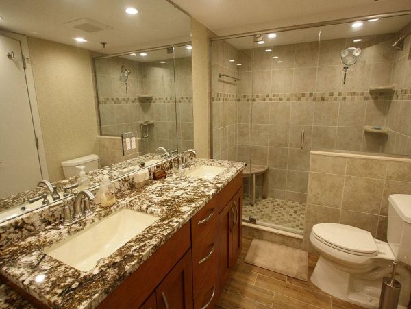Longboat Key Vacation Condo with Gulf Views and Membership Privileges