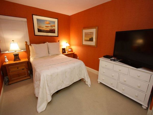 Longboat Key Vacation Condo with Gulf Views and Membership Privileges
