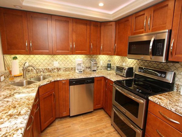 Longboat Key Vacation Condo with Gulf Views and Membership Privileges