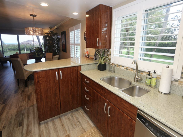 Monthly Rentals on Beach Two bedroom island North End