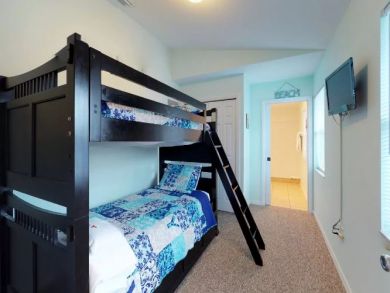 3 bedroom Anna Maria Rental  200 ft to the Beach!