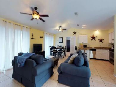 3 bedroom Anna Maria Rental  200 ft to the Beach!