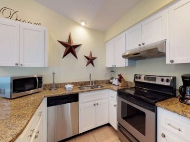 3 bedroom Anna Maria Rental  200 ft to the Beach!