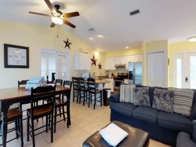 3 bedroom Anna Maria Rental  200 ft to the Beach!