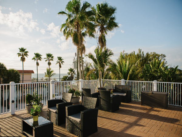 Charming Beachside Condo on Anna Maria Island