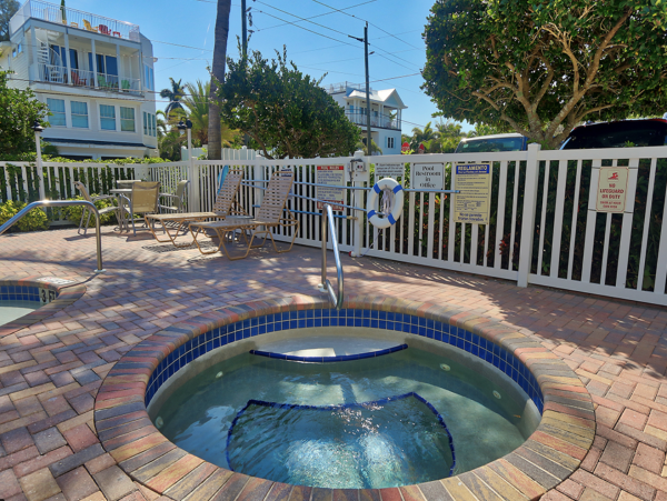 Charming Beachside Condo on Anna Maria Island