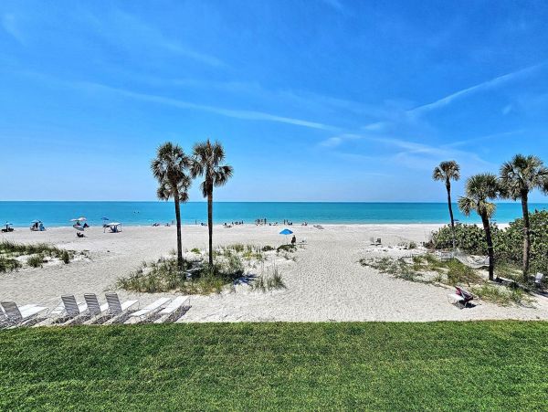 Longboat Key Beachfront Townhome Rental - Sarasota Luxury Island Accommodations