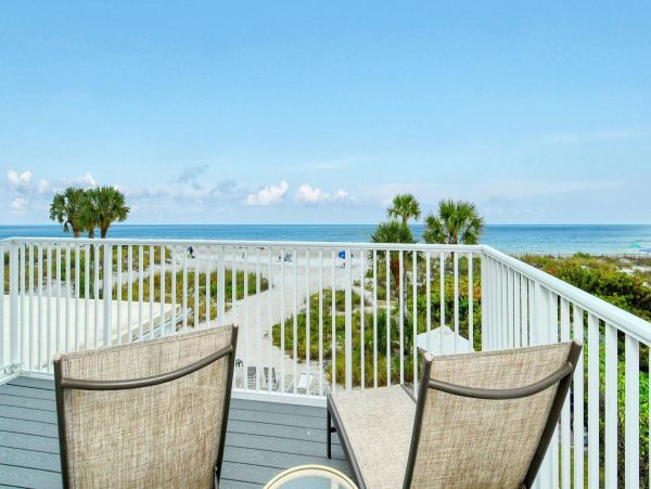 Longboat Key Beachfront Townhome Rental - Sarasota Luxury Island Accommodations